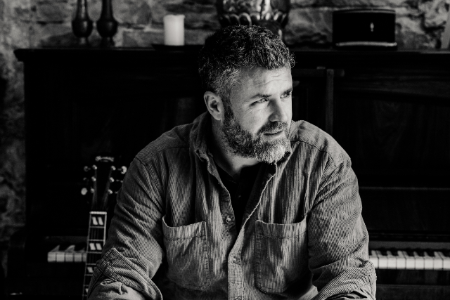 CEG & HearFirst Present: Mick Flannery w/ Leslie Graves