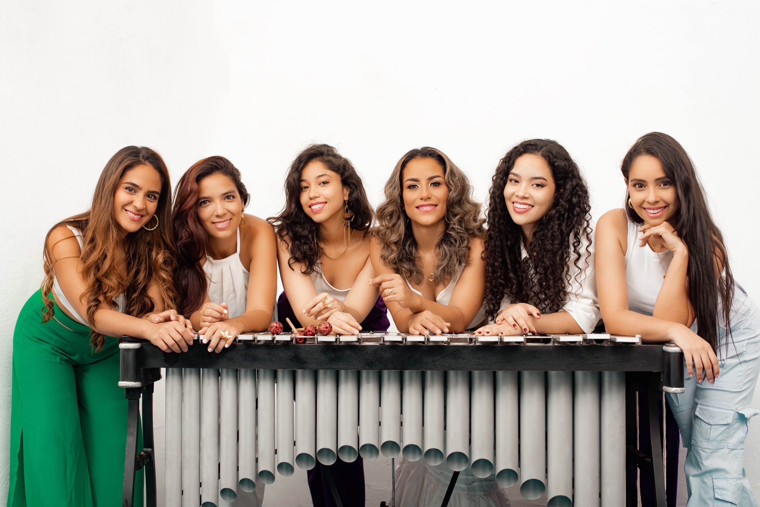 Las Guaracheras ft. Corazón De Chonta