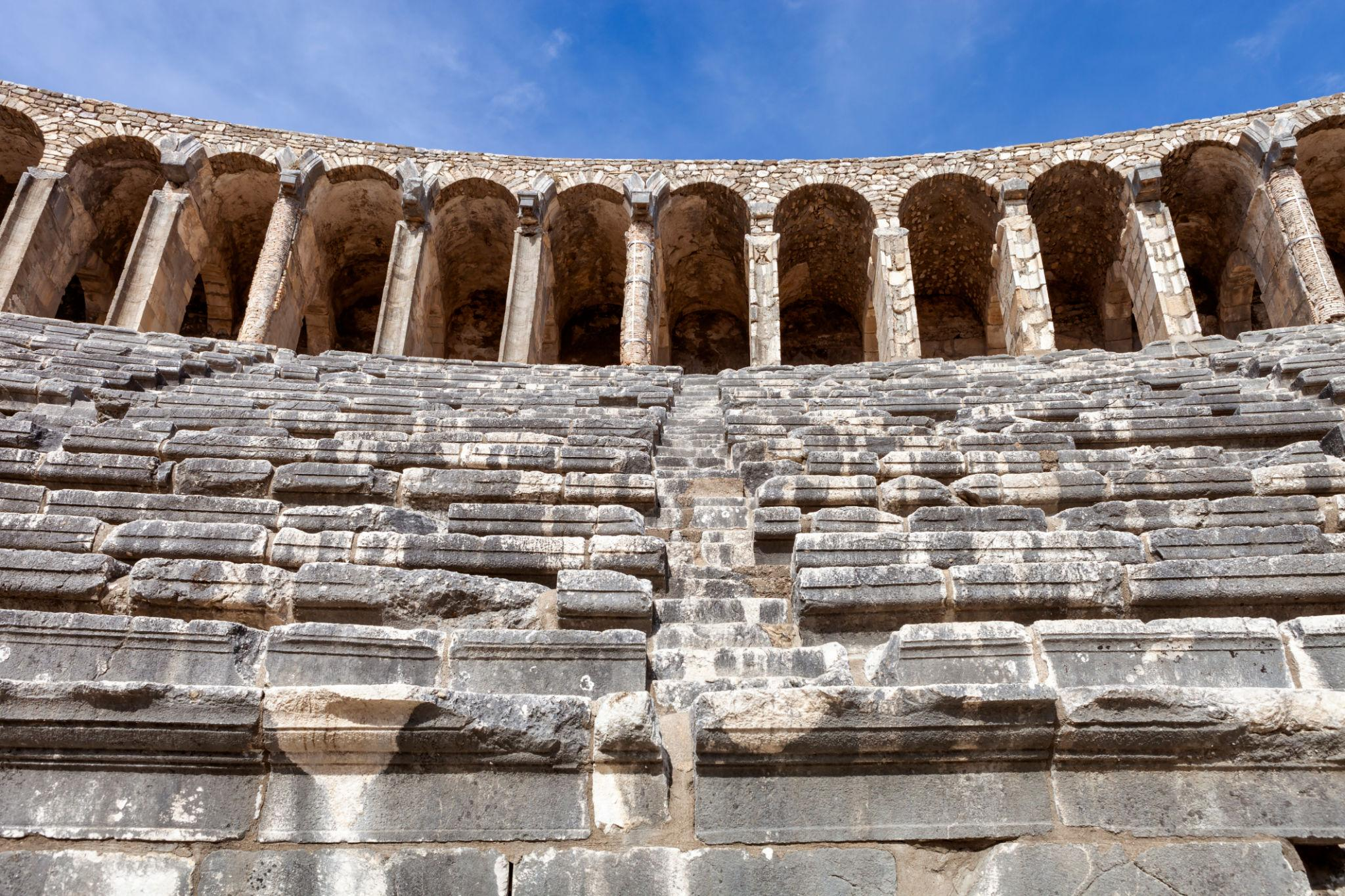 aspendos theatre white anatolian marble for seating tiers es