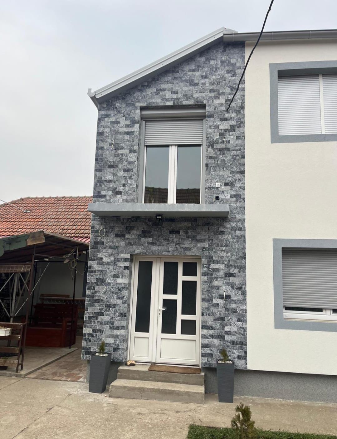 sky marble tumbled veneers